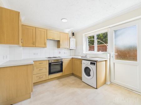 2 bedroom Semi-detached house to let in Keeling Way, Attleborough, NR17