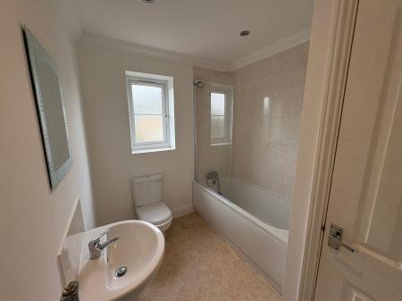 2 bedroom Terraced House to let in Stokes Avenue, Watton, IP25