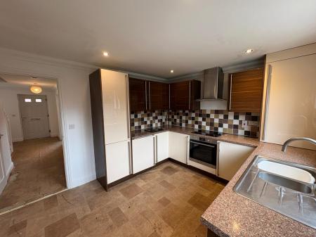 2 bedroom Terraced House to let in Stokes Avenue, Watton, IP25