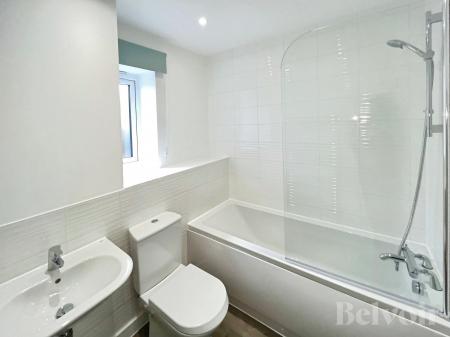 2 bedroom End of terrace house for sale in Harvest Road, Watton, IP25