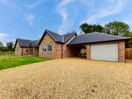 Chequers Lane, Saham Toney, IP25