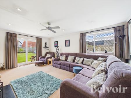 4 bedroom Bungalow to let in Town Green Road, Watton, IP25