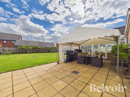 4 bedroom Bungalow to let in Town Green Road, Watton, IP25