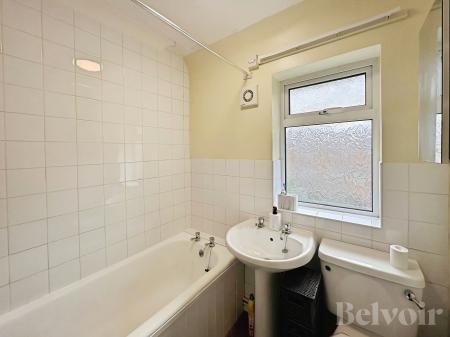 2 bedroom Terraced House to let in Farnborough Road, Beech Tree Park, Carbrooke, IP25