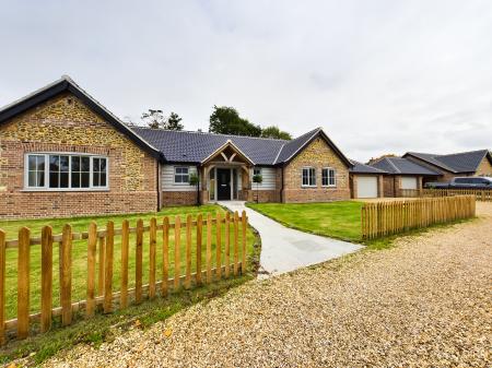 Chequers Lane, Saham Toney, IP25