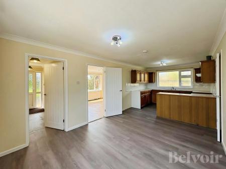 3 bedroom Bungalow to let in Hills Road, Saham Toney, IP25