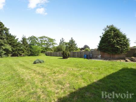 3 bedroom Bungalow to let in Hills Road, Saham Toney, IP25