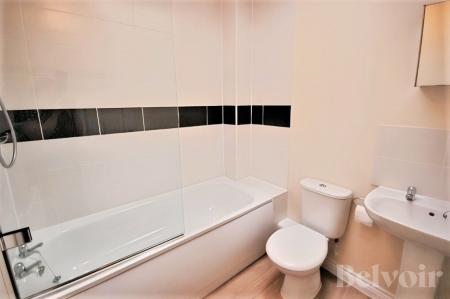 2 bedroom Maisonette to let in Canberra Road, Watton, IP25