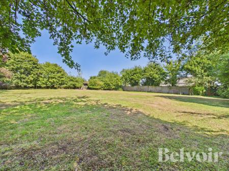 4 bedroom Detached house to let in Ploughboy Lane, Saham Toney, IP25