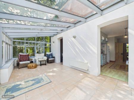 4 bedroom Detached house to let in Ploughboy Lane, Saham Toney, IP25