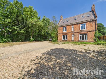 7 bedroom Detached house to let in Norwich Road, Watton, IP25