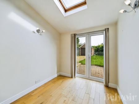 3 bedroom Semi-detached house to let in Chequers Lane, Saham Toney, IP25