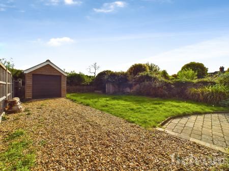 3 bedroom Semi-detached house to let in Chequers Lane, Saham Toney, IP25