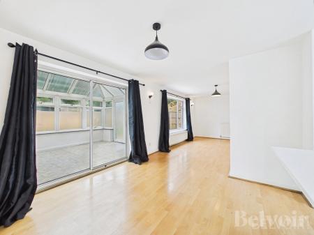 4 bedroom Detached house for sale in Vincent Place, Watton, IP25