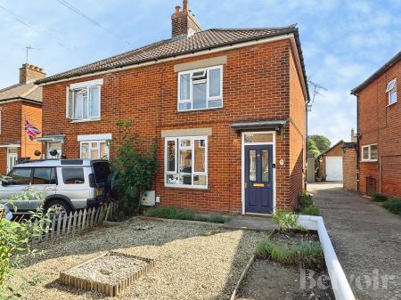 3 bedroom Semi-detached house to let in Jubilee Avenue, Dereham, NR20