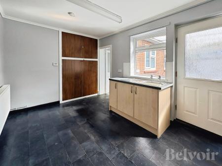 3 bedroom Semi-detached house to let in Jubilee Avenue, Dereham, NR20