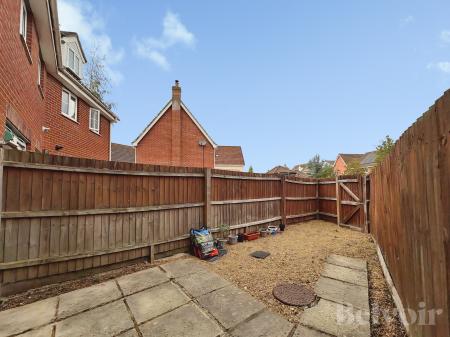 3 bedroom Terraced House for sale in Whitebeam Crescent, Watton, IP25