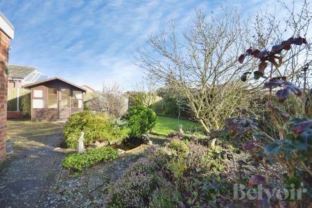 2 bedroom Bungalow to let in Clover Road, Attleborough, NR17
