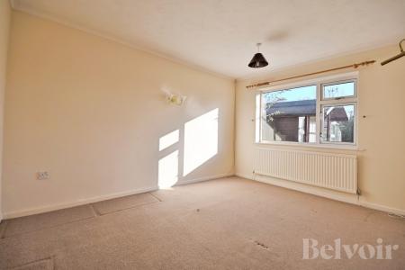 2 bedroom Bungalow to let in Clover Road, Attleborough, NR17