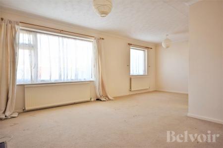 2 bedroom Bungalow to let in Clover Road, Attleborough, NR17