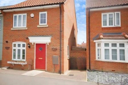 3 bedroom Link detached house to let in Washington Drive, Watton, IP25