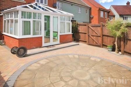 3 bedroom Link detached house to let in Washington Drive, Watton, IP25