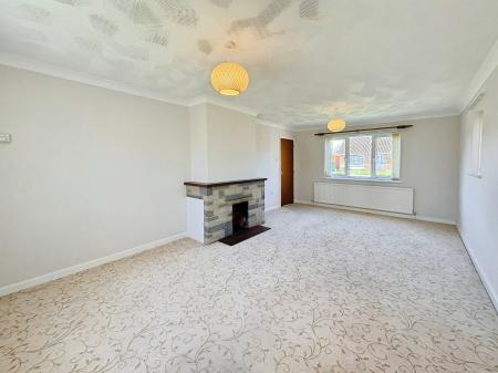 3 bedroom Detached house to let in Market Street, Shipdham, IP25