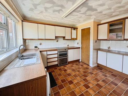 3 bedroom Detached house to let in Market Street, Shipdham, IP25