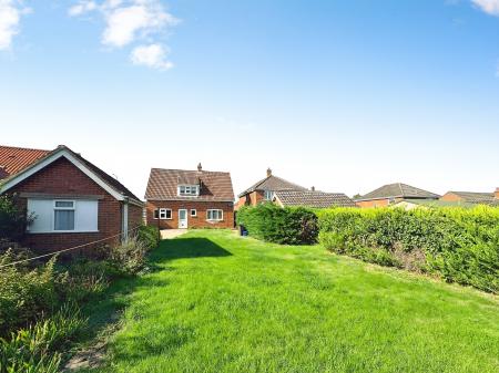 3 bedroom Detached house to let in Market Street, Shipdham, IP25