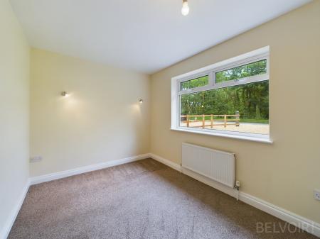 5 bedroom Detached house to let in Marlpit Road, Thompson, IP24