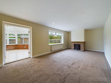 5 bedroom Detached house to let in Marlpit Road, Thompson, IP24