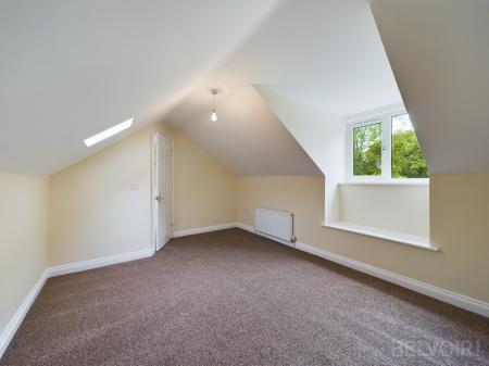 5 bedroom Detached house to let in Marlpit Road, Thompson, IP24