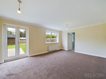 5 bedroom Detached house to let in Marlpit Road, Thompson, IP24