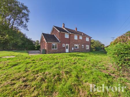 4 bedroom Detached house to let in Thetford Road, Griston, IP25