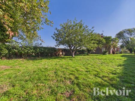 4 bedroom Detached house to let in Thetford Road, Griston, IP25