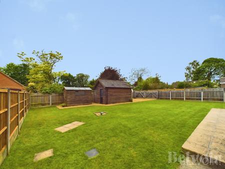 5 bedroom Chalet for sale in Marlpit Road, Thompson, IP24
