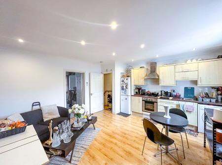 1 bedroom Flat for sale in Langley Road, Watford, WD17