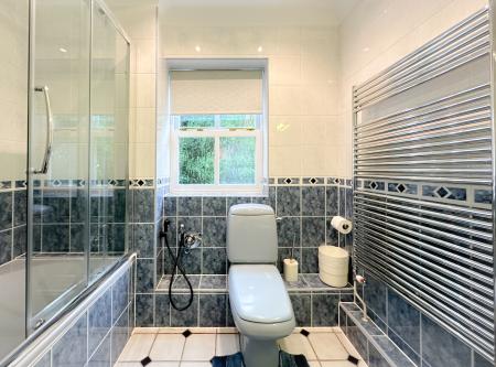 5 bedroom Detached house for sale in Otway Gardens, Bushey, WD23