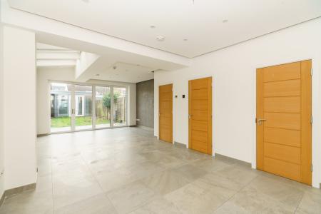 5 bedroom Semi-detached house for sale in Princess Avenue, Watford, WD18