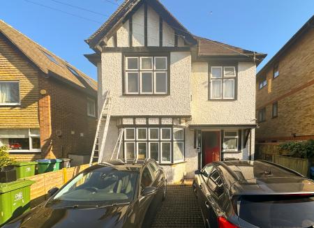 1 bedroom House share to let in Alexandra Road, Watford, WD17