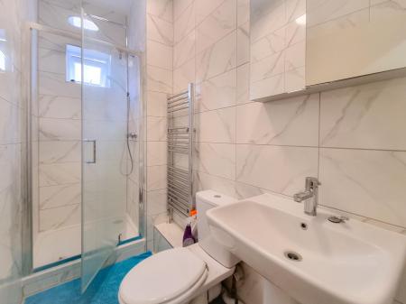 1 bedroom House share to let in Alexandra Road, Watford, WD17