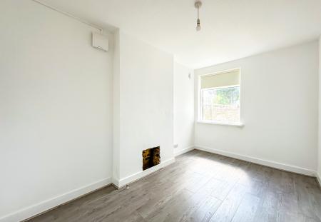 1 bedroom House share to let in Leavesden Road, Watford, WD24