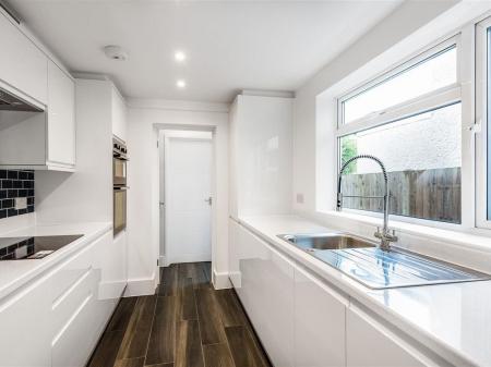 3 bedroom Terraced House for sale in Chester Road, Watford, WD18