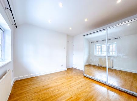 3 bedroom Terraced House to let in Moortown Road, Watford, WD19