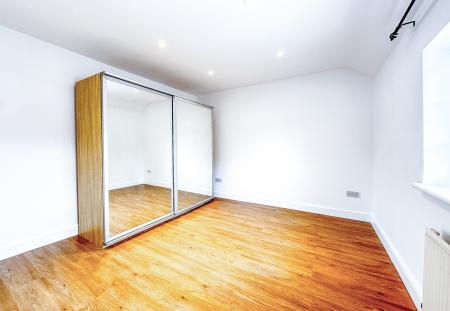 3 bedroom Terraced House to let in Moortown Road, Watford, WD19