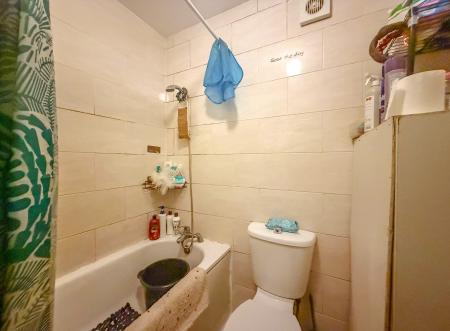 1 bedroom Flat to let in Gammons Lane, Watford, WD24