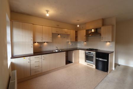 1 bedroom Flat to let in Lion Court, Southbridge, Northampton, NN4
