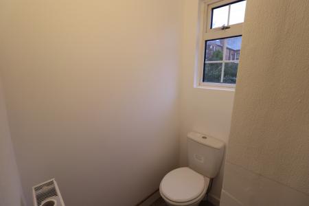 1 bedroom Flat to let in Albany Road, Abington, Northampton, NN1