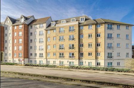 Alpha House, 2 bed 2 bath Apartment