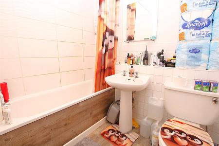 2 bedroom Flat for sale in Upper Priory Street, Northampton